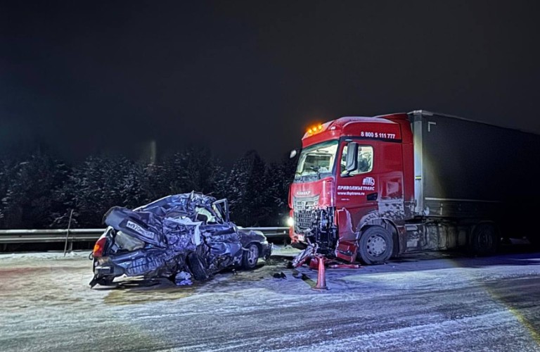 Пять человек погибли, 46 травмированы в автоавариях в Иркутской области за неделю