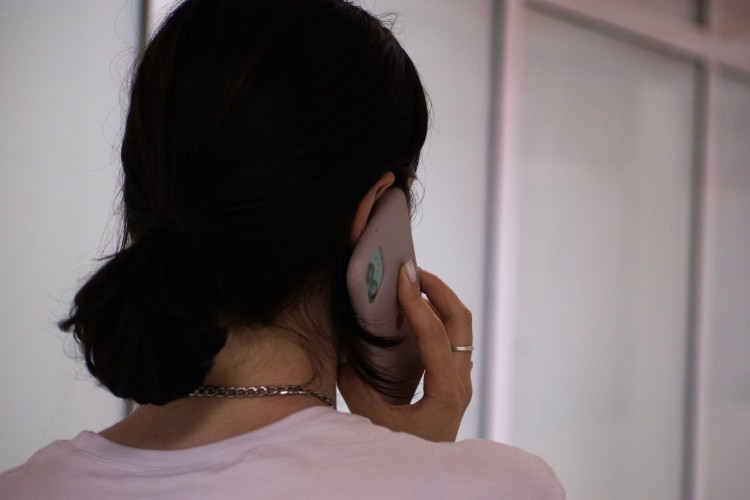 Круглосуточно задать вопрос о зарплате могут бюджетники Иркутской области