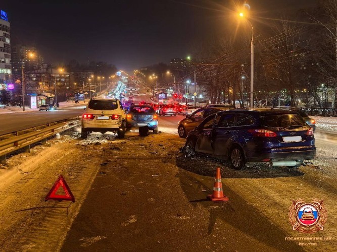 Виновника массового ДТП ищут в Иркутске