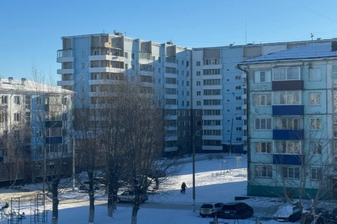 Жительница Ангарска упала из окна седьмого этажа в Усолье-Сибирском