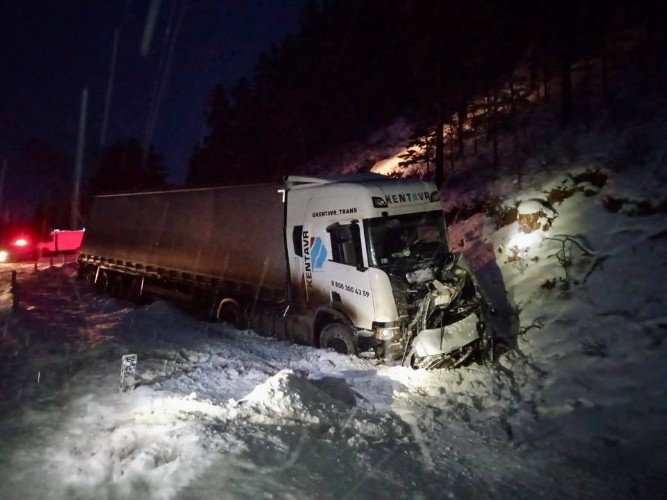 10 человек погибли в ДТП за праздничные выходные в Приангарье