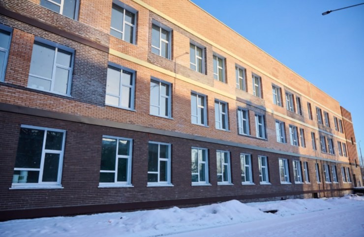 Учебный блок школы № 75 достраивают в Иркутске