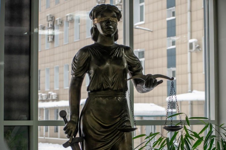 Суд постановил убрать автоматические ворота на въезде в садоводство под Иркутском