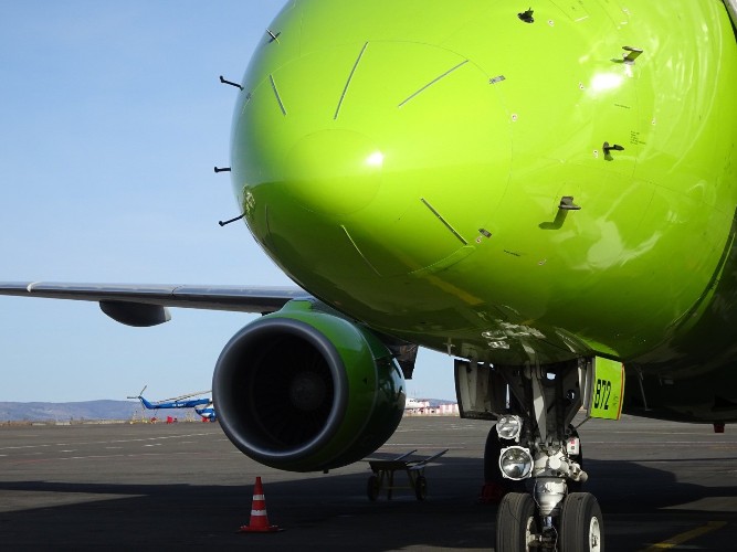 Самолёт при заходе на посадку в Иркутске ушёл на второй круг