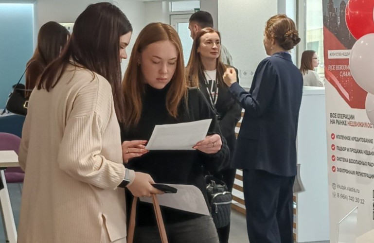 Портал «Работа России» в Иркутской области предлагает более 17,6 тыс. вакансий без опыта