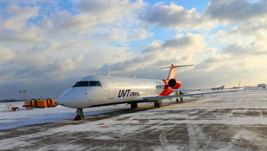 Вынужденную посадку в Братске совершил самолёт компании UVT Aero