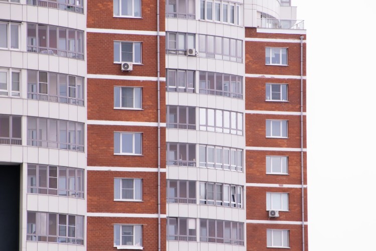 Двое иркутян спасли соседей из горящей квартиры на 12 этаже