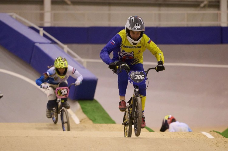 Ангарские велогонщицы завоевали три золотых медали на соревнованиях по вело-мотокроссу