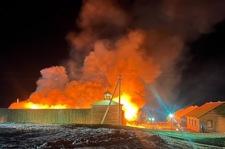 Гостиница горела на Ольхоне