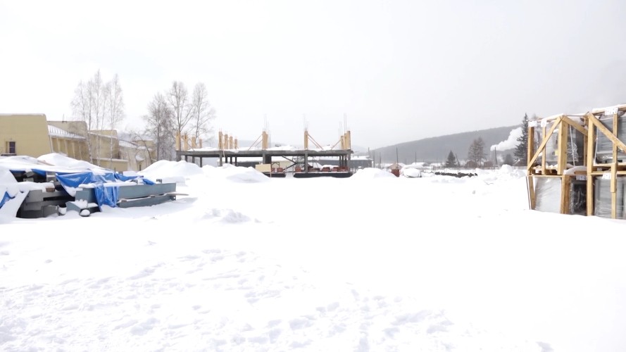 В Усть-Куте заморозили строительство школы после исчезновения подрядчика
