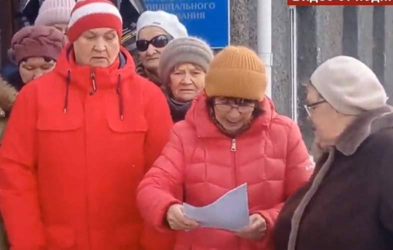 Ветераны из Листвянки пожаловались на невозможность воспользоваться льготой на проезд