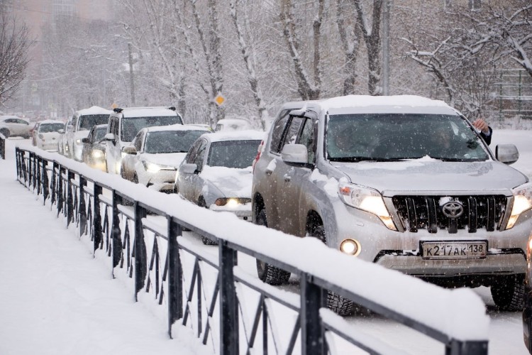 Снегопады осложнят дорожную ситуацию в Иркутской области в ближайшие дни