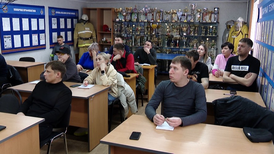 30 новобранцев пополнили ряды добровольной пожарной дружины в Братске