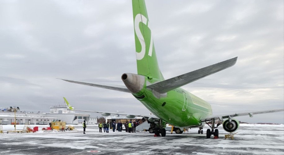 Летевший в Братск самолёт S7 вернулся в Новосибирск из-за неисправности