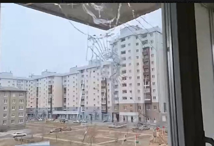 В Ангарске неизвестные обстреляли окна квартиры депутата местной Думы