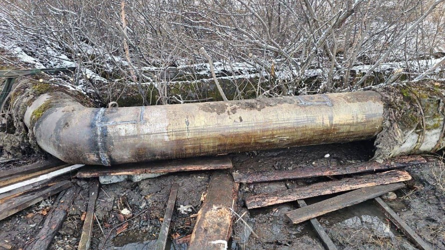 Прорывы на канализационном трубопроводе устранены в Слюдянском районе