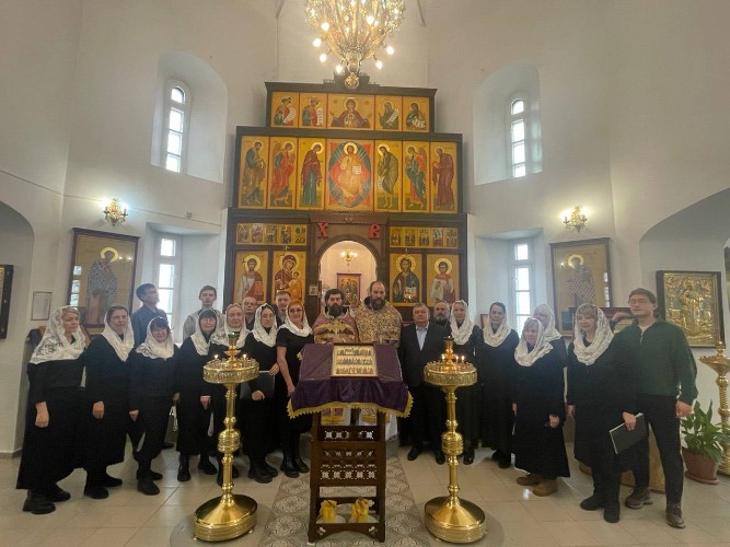 Божественную литургию на бурятском языке впервые провели в Усть-Ордынском