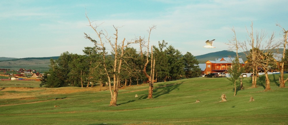 Около миллиона туристов планируют приехать на Байкал в этом году