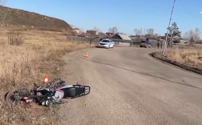 16-летний байкер сломал челюсть в ДТП в Черемховском районе