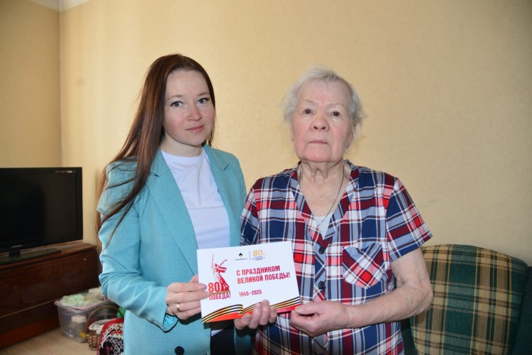 Дополнительную материальную помощь к 9 Мая получили ветераны Ангарска