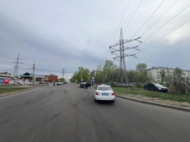 44-летний водитель погиб в аварии на улице Розы Люксембург в Иркутске