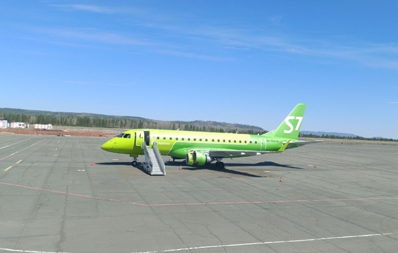 Авиарейс из Братска в Новосибирск задерживается на 10 часов