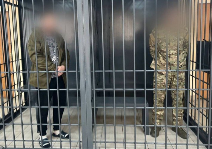 Житель Иркутска с сыном-подростком и знакомым убили человека в кафе