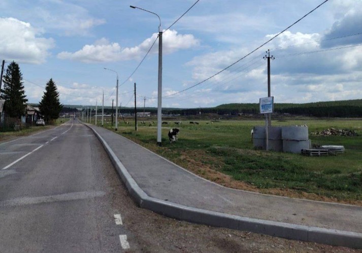 Тротуары для пешеходов обустроили на оживлённой трассе под Иркутском