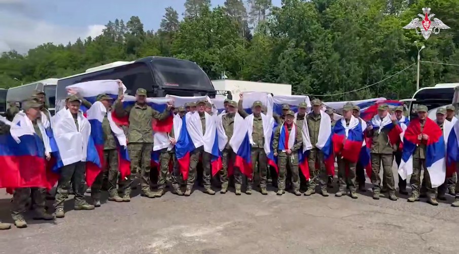 Ещё пятеро военнослужащих из Иркутской области вернулись из украинского плена