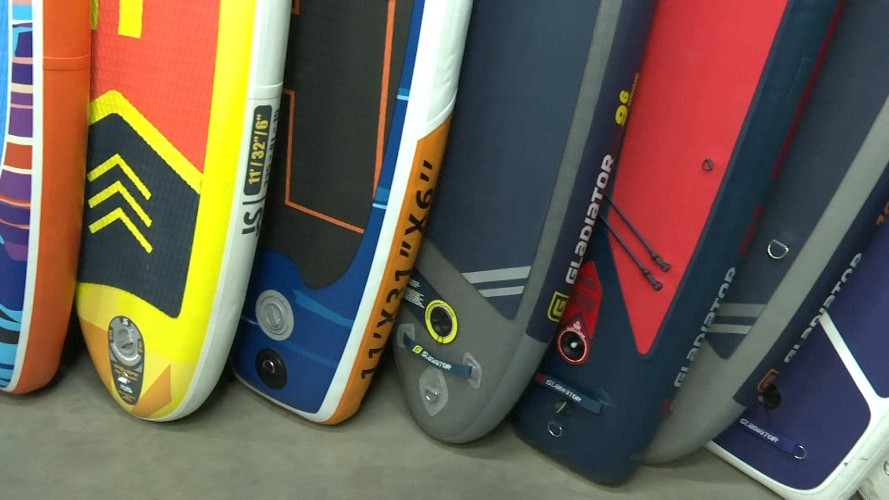 Отдыхающие на сапбордах в Иркутской области порой игнорируют правила безопасности