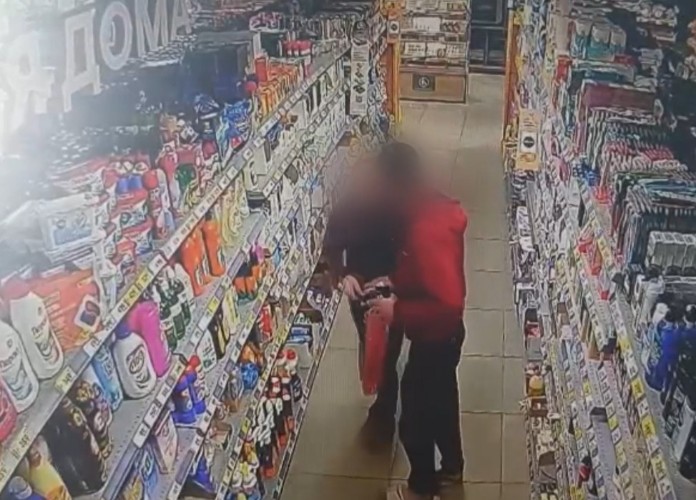 Супружескую пару воров-рецидивистов осудили в Саянске