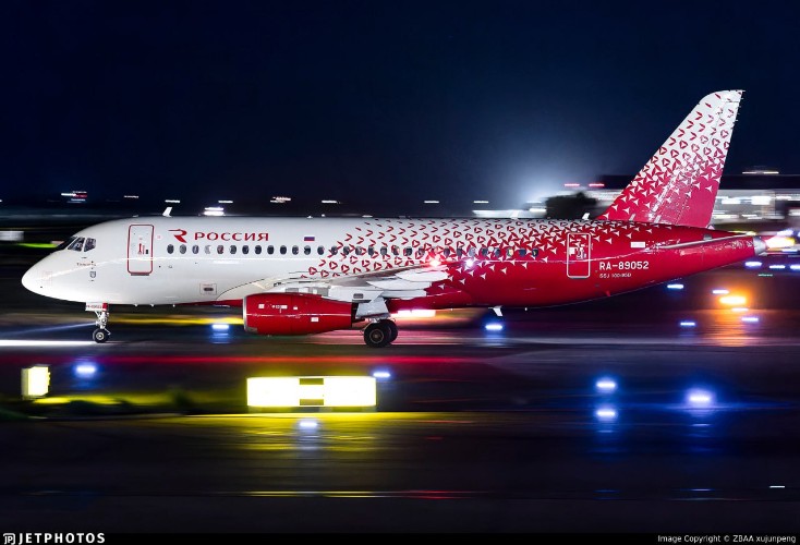 Самолёт не смог вылететь из Красноярска в Иркутск из-за неисправности