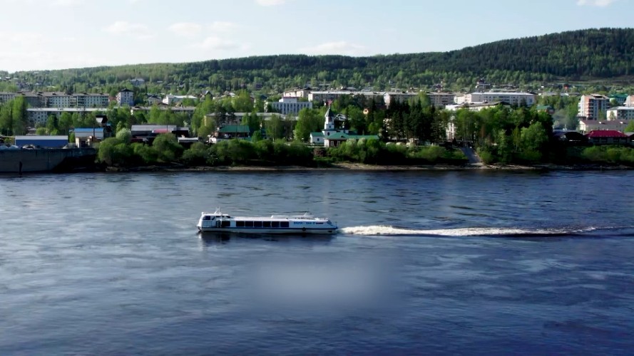Вслед за авиасообщением у жителей Бодайбинского района могут возникнуть проблемы с водным транспортом
