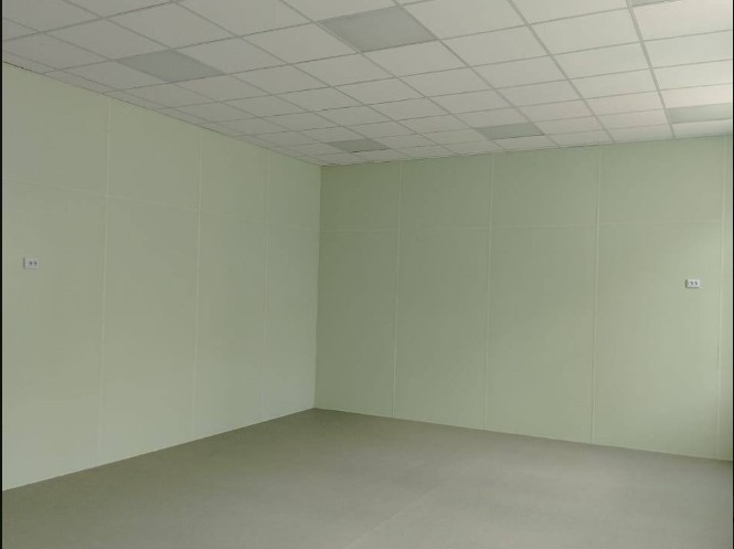 На 80% завершён ремонт в старейшей школе Вихоревки