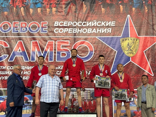 Самбисты Иркутской области с двух турниров вернулись с медалями