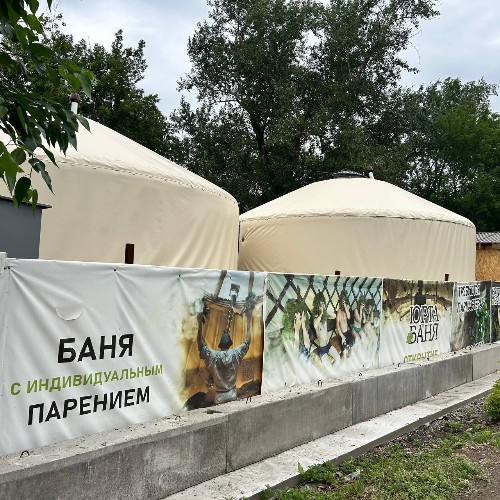 В Красноярске предприниматель «незаметно» построил банный комплекс на берегу