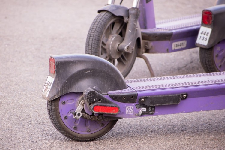 Автохам: выпуск 404. Рост числа аварий с электросамокатами в Иркутской области