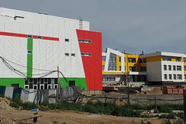 В Иркутске на 77% построена самая большая школа региона