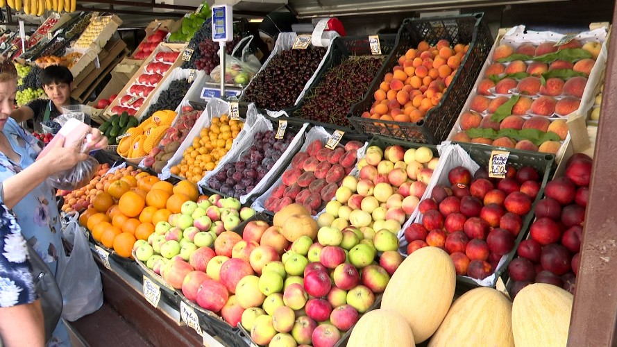 Возможность сэкономить на сезонных фруктах и овощах появилась у жителей Иркутска