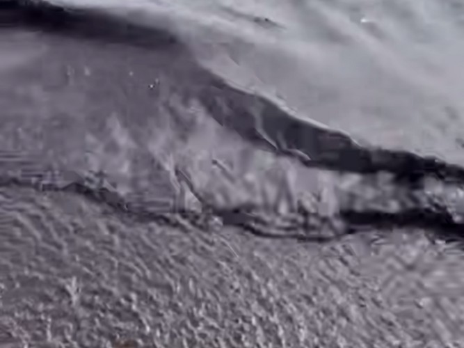 Загадочное чёрное пятно обнаружено в Байкале