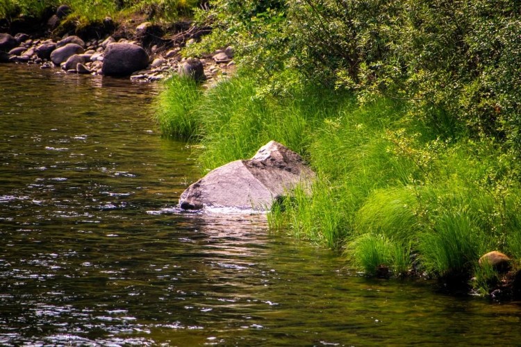 Тело молодого человека подняли с девятиметровой глубины в Тайшетском районе