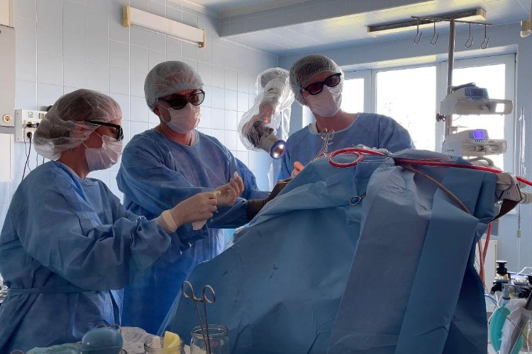 Гигантскую опухоль мозга удалили иркутские нейрохирурги с помощью нового 3D-оборудования