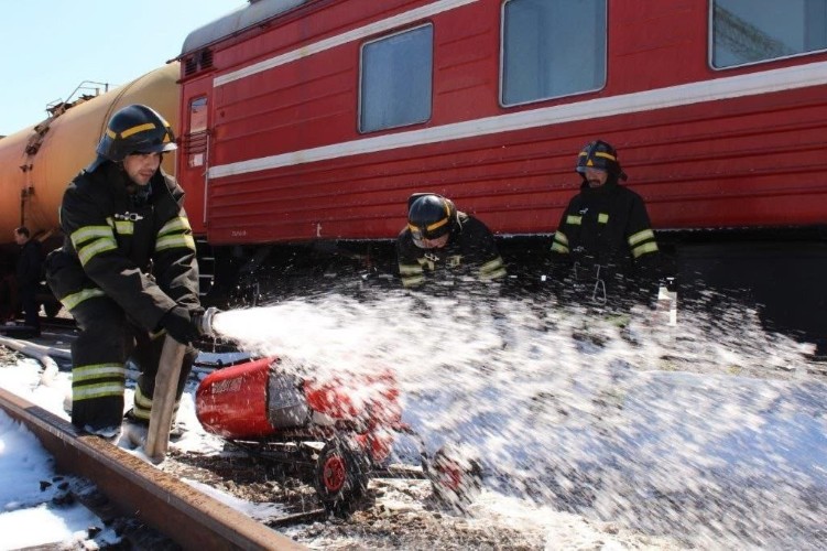 Для тушения лесных возгораний привлекают пожарные поезда в Иркутской области