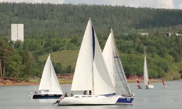 10 парусников разных классов приняли участие в регате в Братске