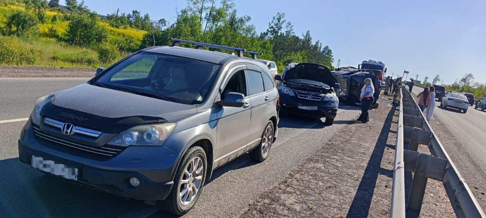 Госавтоинспекция Братска ищет свидетелей массового ДТП на трассе «Вилюй»