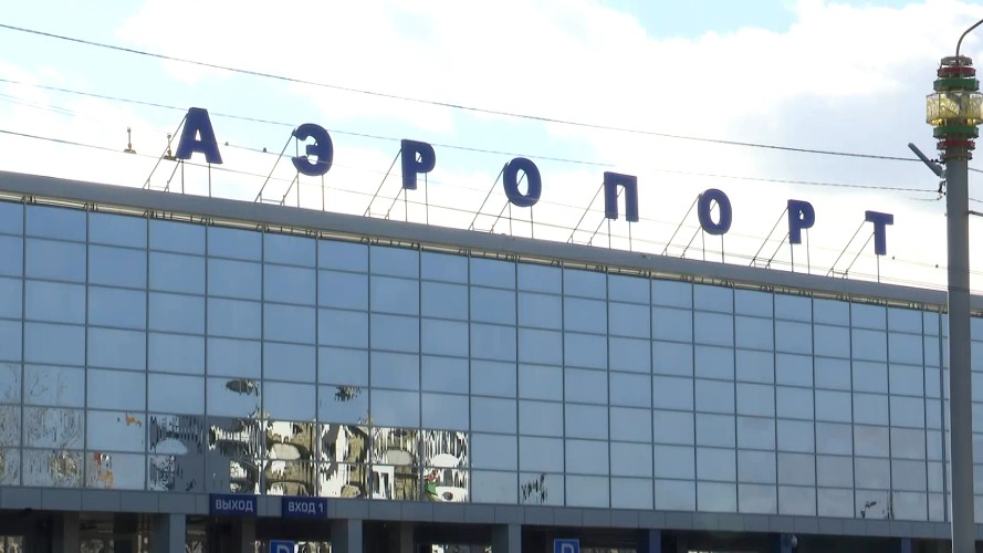 Взлёт самолёта в аэропорту Иркутска пришлось прервать из-за опасного сближения