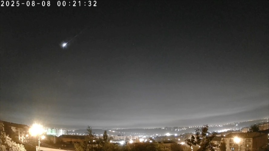 Пролетевший над Иркутской областью болид может быть частью метеорного потока