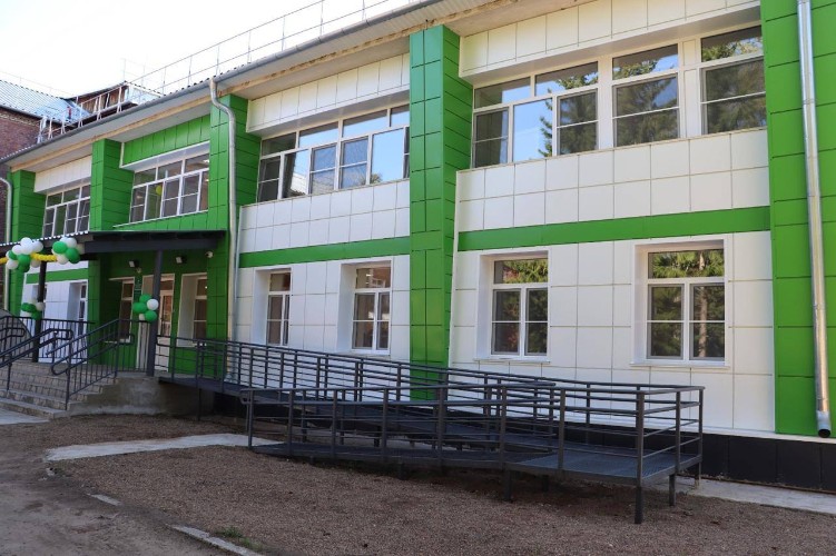 В Чунском округе после капремонта открыли поликлинику