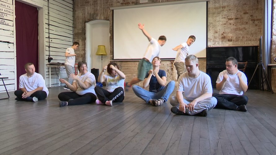 Театральный перформанс инклюзивной студии увидят иркутяне в День Байкала