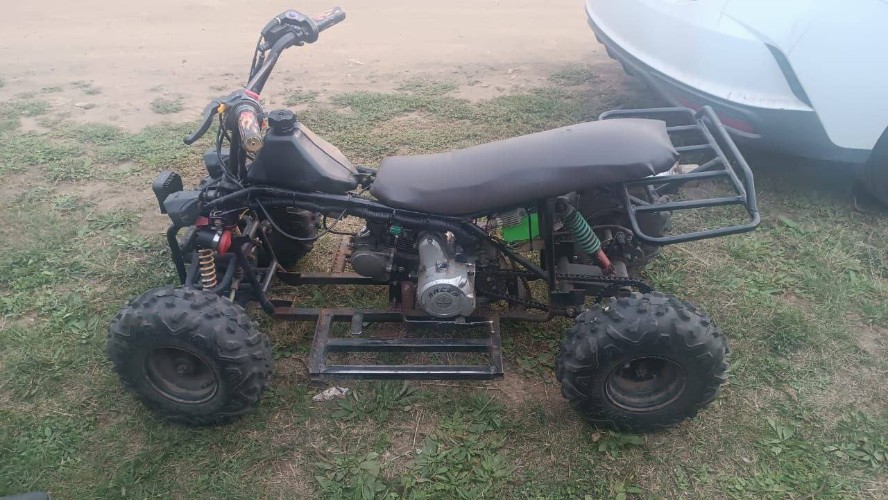 Подросток неудачно прокатил младшего брата на квадроцикле в Братском районе